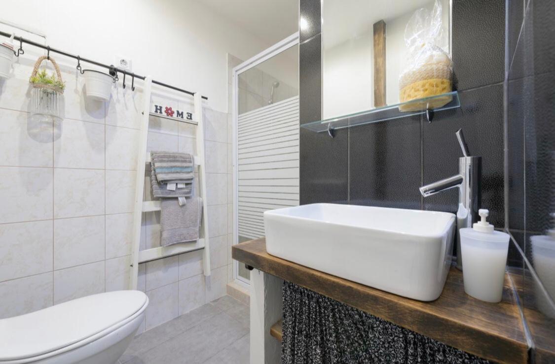 Mehdi Residence 2 บูดาเปสต์ ภายนอก รูปภาพ